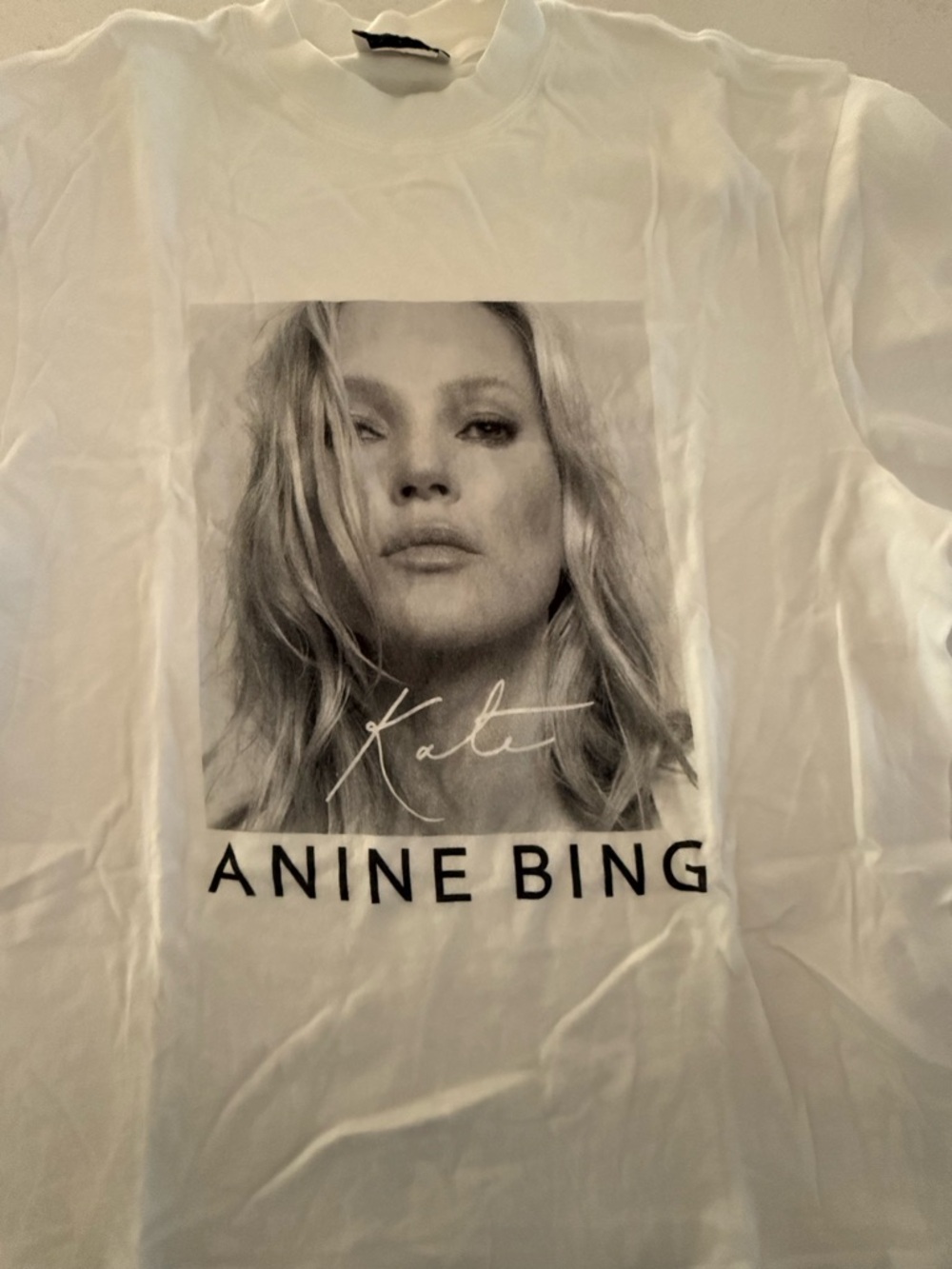 Anine Bing s/s tshirt w/kate moss graphic - Picture 2 of 6